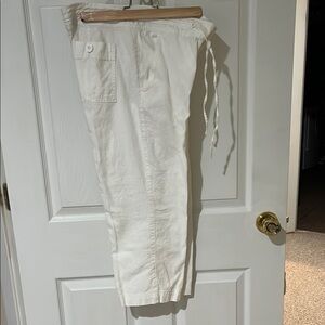 White Cargo Capries with Relaxed Fit elastic waistband and Drawstring Waist